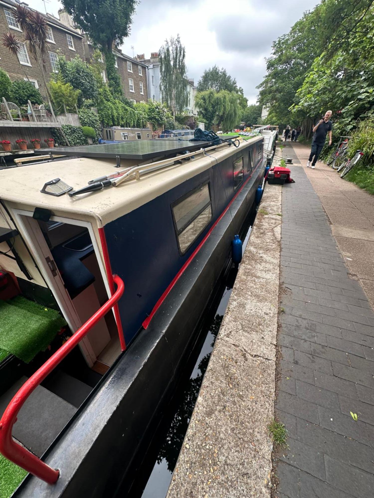 Botel Canal Boat In *